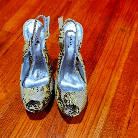Leather Animal Print Peeptoe Platform Heels - Picture 1 of 4